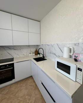 2-к квартира, вторичка, 72м2, 10/17 этаж