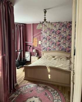 5-к квартира, вторичка, 160м2, 1/3 этаж