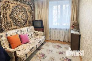 2-к квартира, вторичка, 42м2, 1/5 этаж