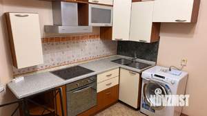 2-к квартира, вторичка, 57м2, 1/10 этаж
