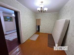 2-к квартира, вторичка, 44м2, 1/4 этаж