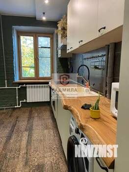 2-к квартира, вторичка, 52м2, 1/3 этаж