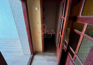 3-к квартира, вторичка, 56м2, 4/4 этаж