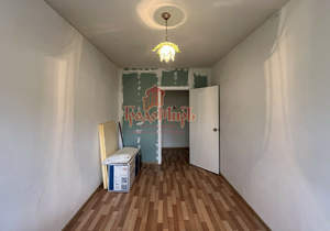 2-к квартира, вторичка, 43м2, 4/4 этаж