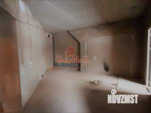 3-к квартира, вторичка, 95м2, 1/9 этаж