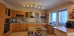 3-к квартира, вторичка, 104м2, 7/17 этаж