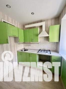 2-к квартира, вторичка, 42м2, 4/4 этаж