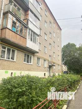 2-к квартира, вторичка, 46м2, 3/5 этаж