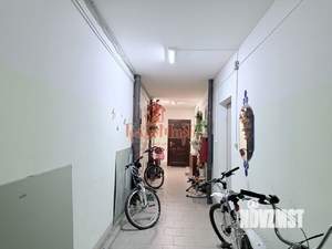 1-к квартира, вторичка, 42м2, 8/17 этаж