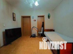 2-к квартира, вторичка, 74м2, 1/2 этаж