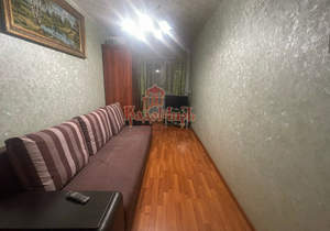 2-к квартира, вторичка, 43м2, 1/5 этаж