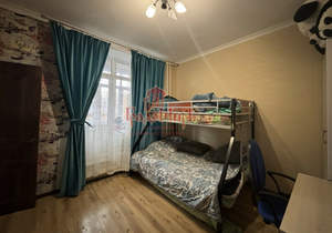 2-к квартира, вторичка, 59м2, 1/4 этаж