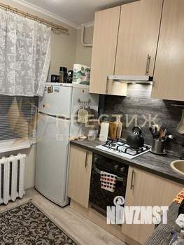 2-к квартира, вторичка, 42м2, 1/5 этаж