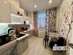 2-к квартира, вторичка, 63м2, 3/5 этаж