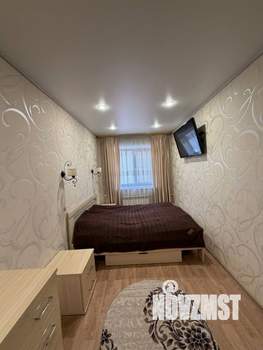 2-к квартира, вторичка, 42м2, 1/4 этаж