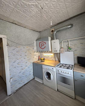 2-к квартира, вторичка, 42м2, 4/4 этаж