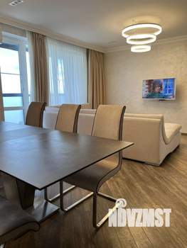 2-к квартира, вторичка, 101м2, 15/19 этаж