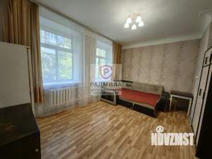 4-к квартира, вторичка, 82м2, 1/5 этаж