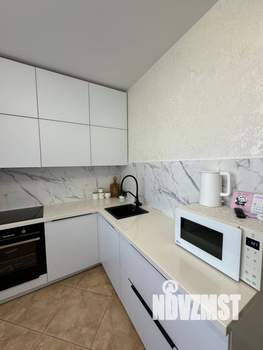 2-к квартира, вторичка, 72м2, 10/17 этаж