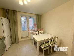 2-к квартира, вторичка, 74м2, 7/17 этаж