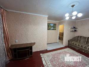 2-к квартира, вторичка, 44м2, 1/4 этаж